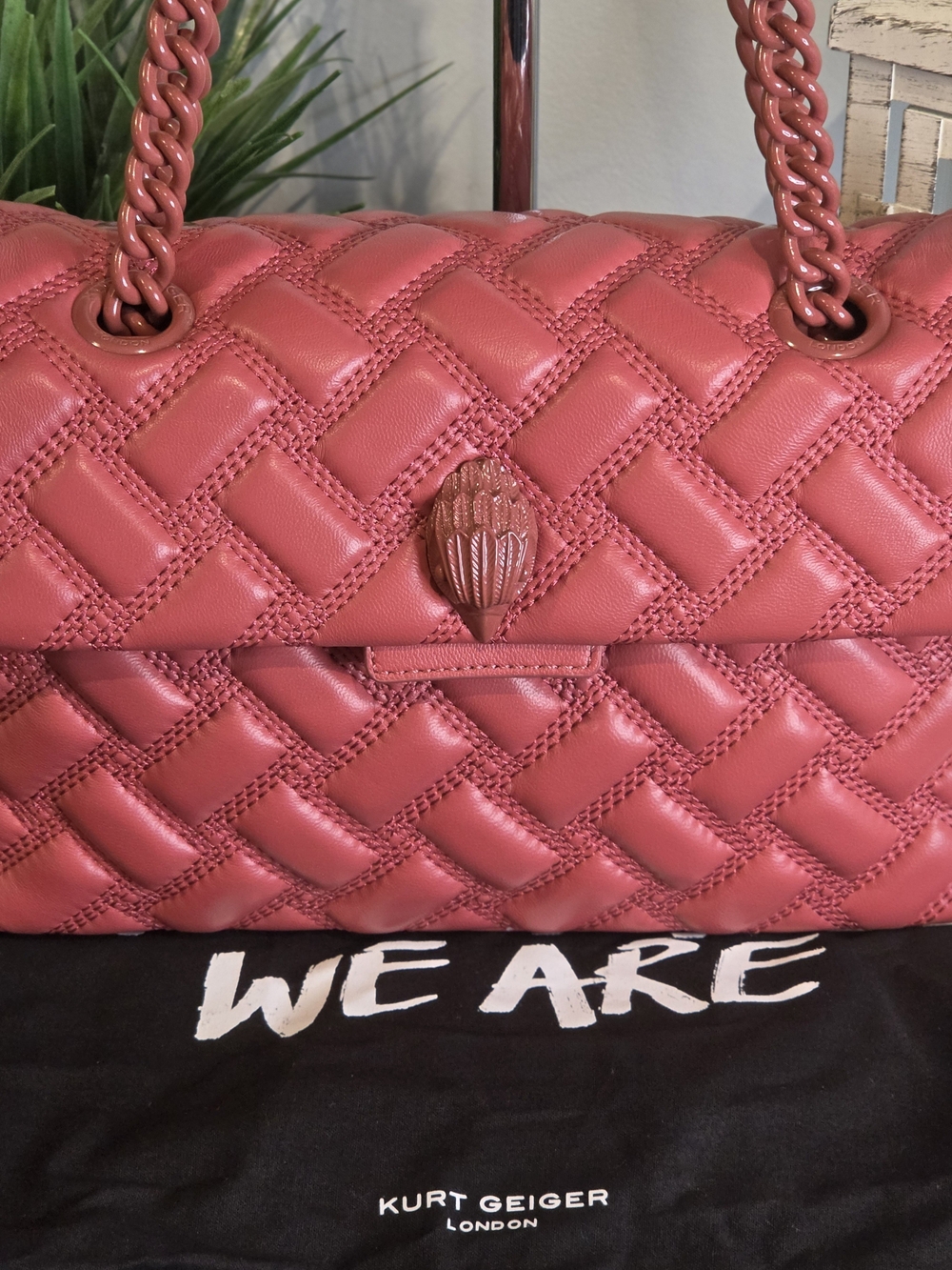 Kurt Geiger Kensington Drench Leather Shoulder Bag - Picture 3 of 14
